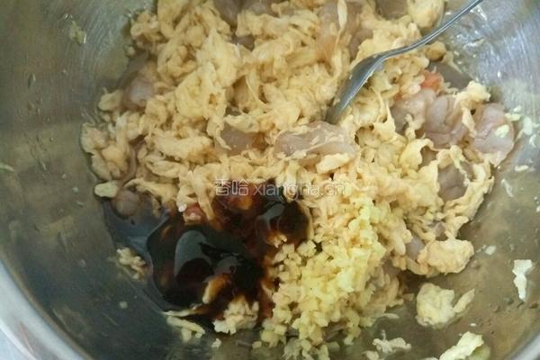 鸡蛋韭菜虾仁饺子的做法图解8