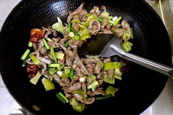 香辣鸡胗的做法图解8