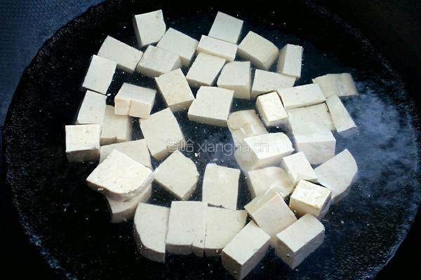 红烧豆腐的做法图解2