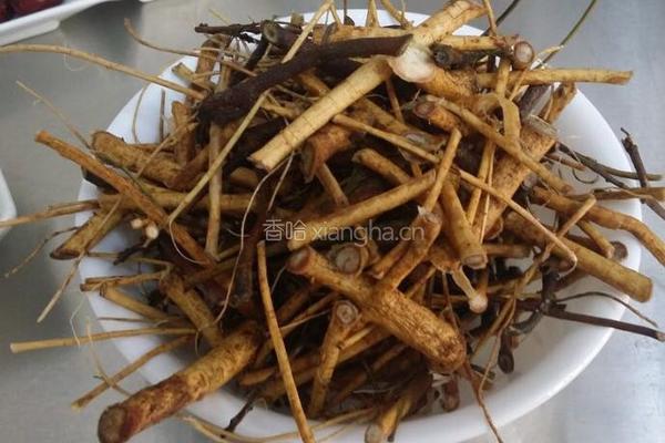 药材炖鸡的做法图解2