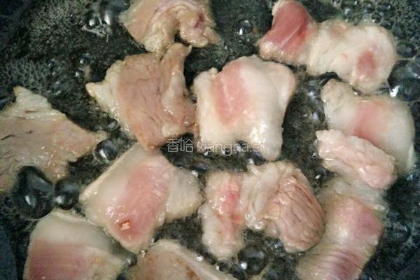 洋葱炒肉的做法图解3