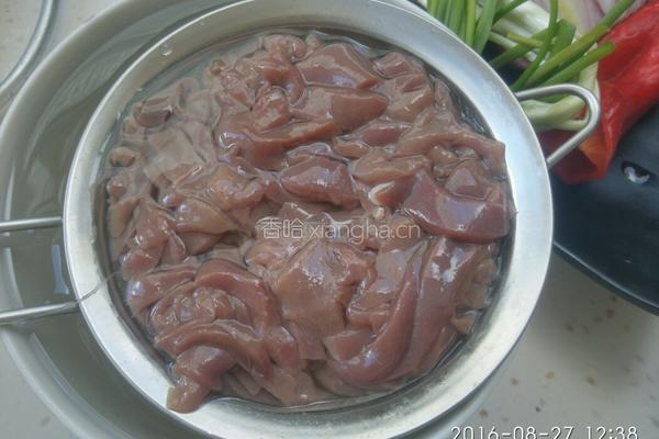 凉拌腰花的做法图解6