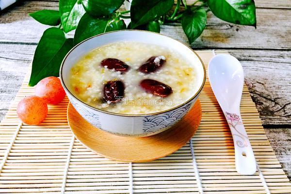 小米红枣燕窝粥的做法图解7