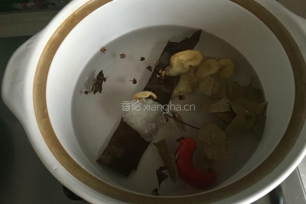 卤水鸭的做法图解4