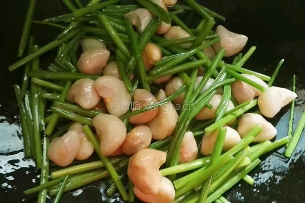 韭菜花炒青菱的做法图解9