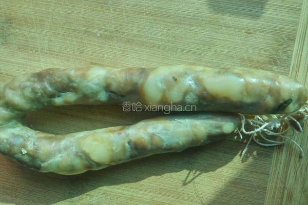 香肠焖饭的做法图解2