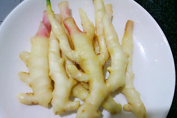 子姜肉丝的做法图解1