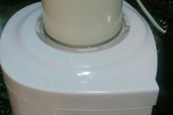 柠檬奶昔的做法图解4