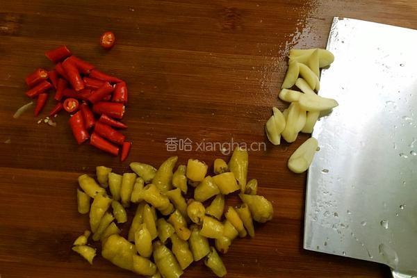 泡椒芹菜牛肉丝的做法图解5