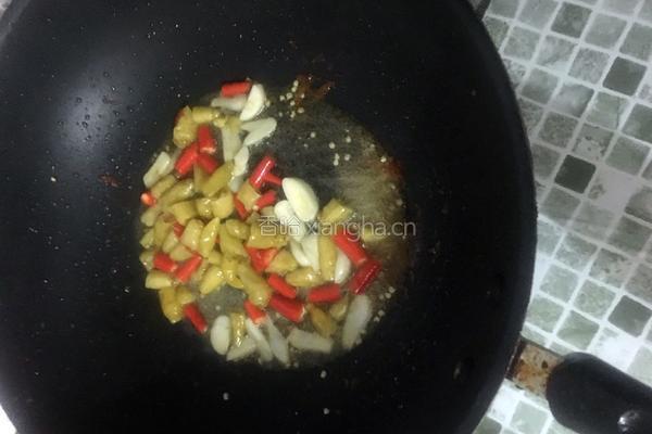泡椒芹菜牛肉丝的做法图解7