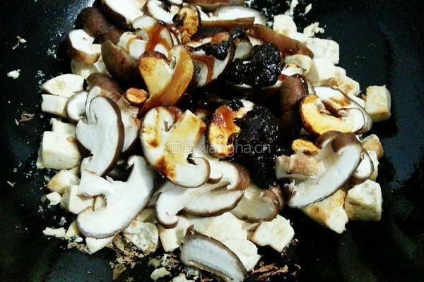 鲜香菇烧豆腐的做法图解5