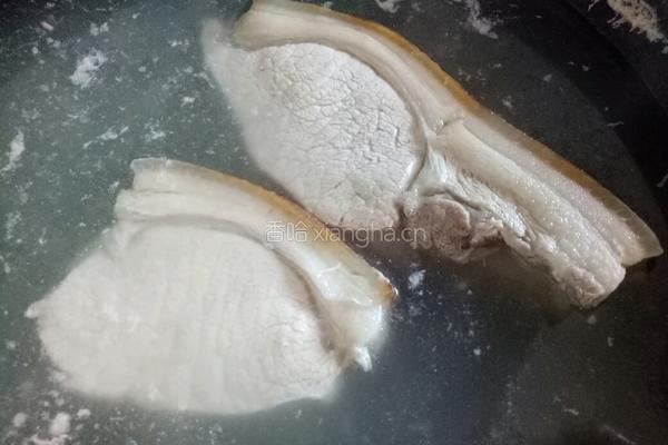 辣炒肥肉的做法图解1