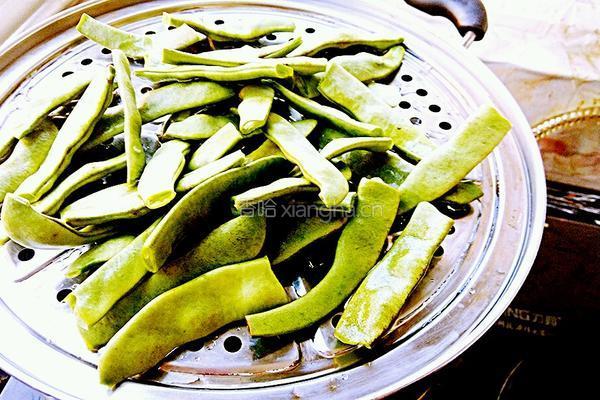 干煸芸豆的做法图解1