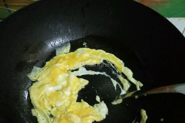 蛋炒饭的做法图解3
