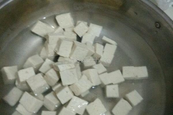 四川麻婆豆腐的做法图解2