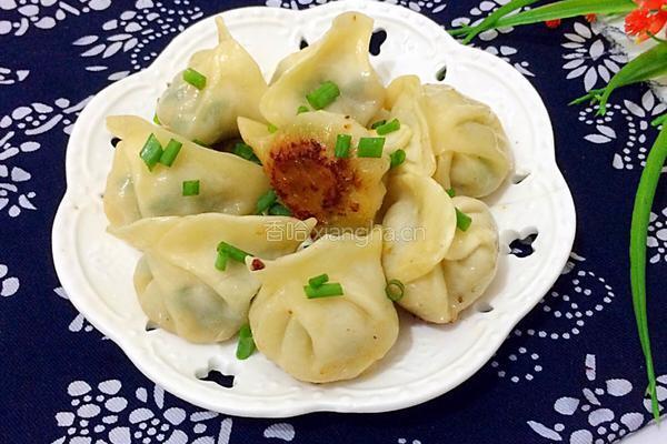水煎饺的做法图解7