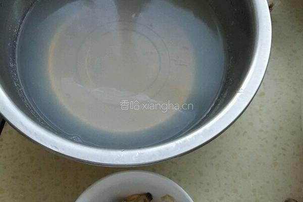 蛤蜊疙瘩汤的做法图解2