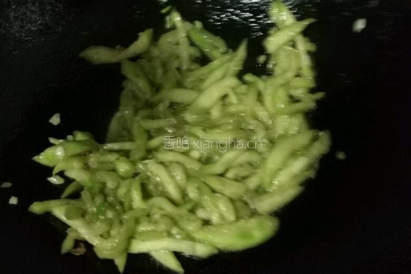 茄丝炒面的做法图解7