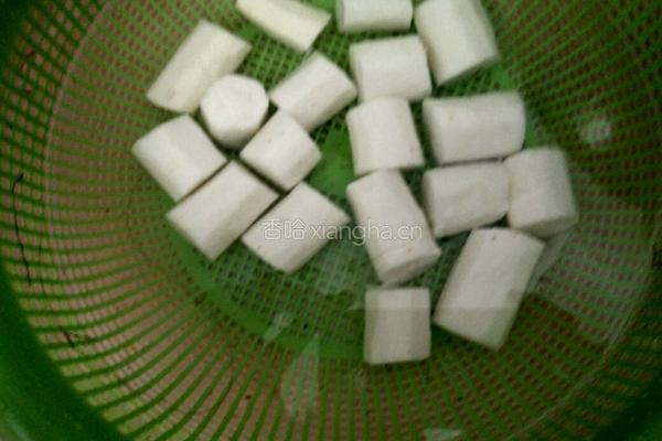 黑豆山药排骨汤的做法图解3