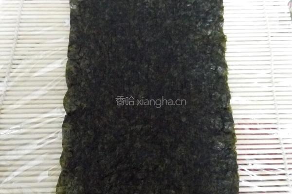 青瓜红萝卜火腿肠寿司的做法图解6