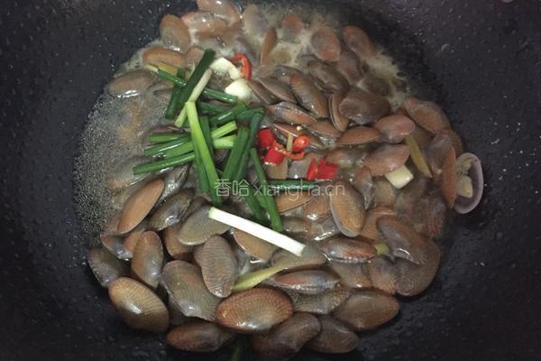 酱爆花蛤的做法图解5