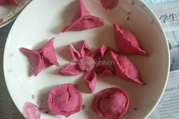 火龙果彩色水饺香菇猪肉馅的做法图解5