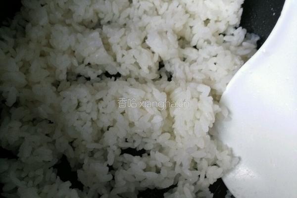 太阳花蛋包饭的做法图解1