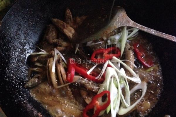 红烧泥鳅的做法图解5
