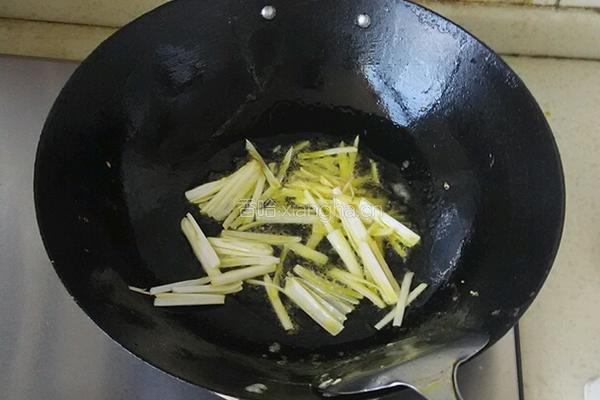 炒羊肝的做法图解4