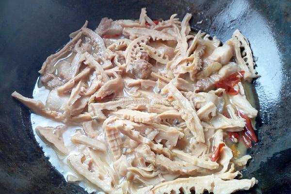 笋干烧肉的做法图解15