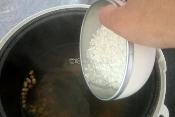 三豆粥的做法图解4
