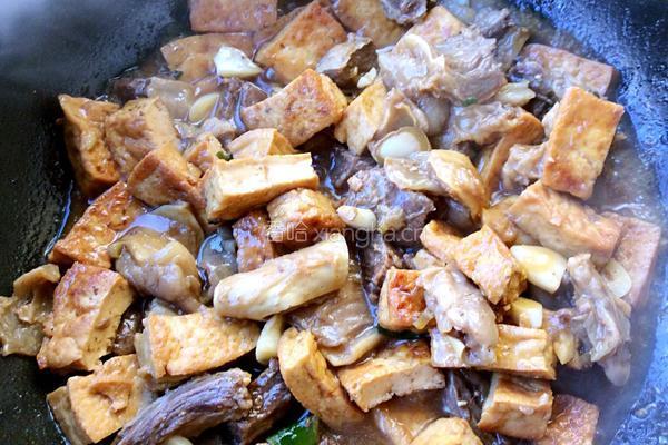 油豆腐泡烧牛肉的做法图解11