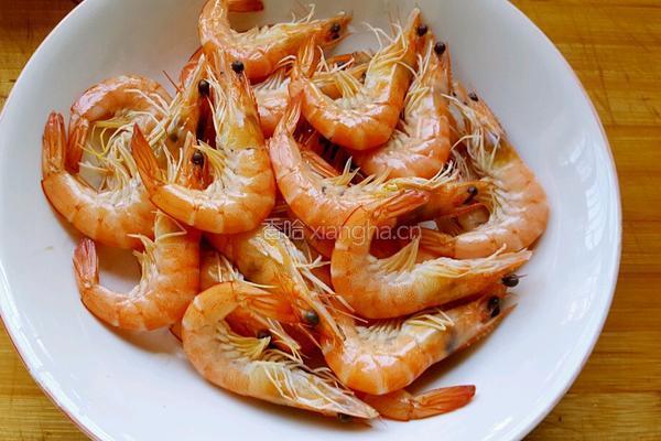 鲜虾馄饨的做法图解1