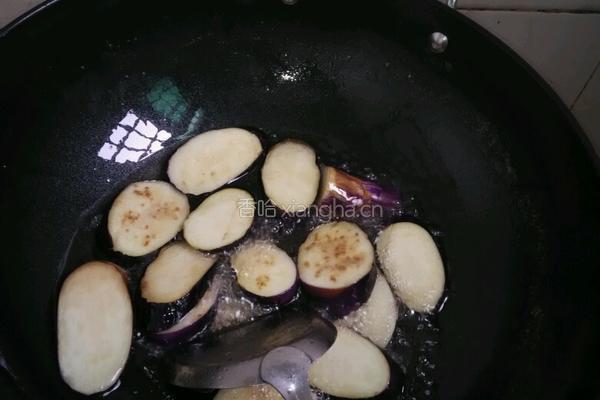 五花肉烧茄子的做法图解5
