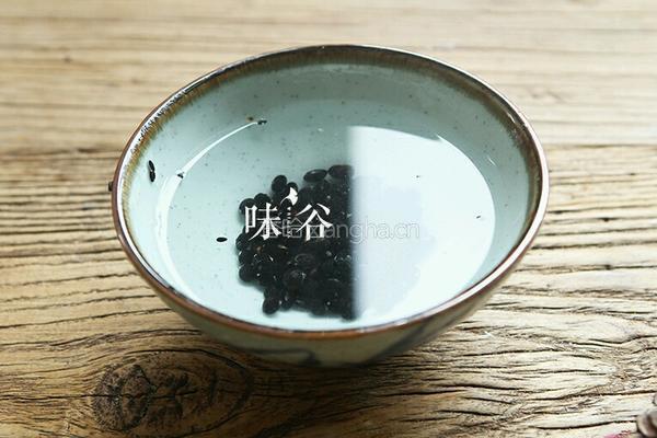 四黑粥的做法图解2