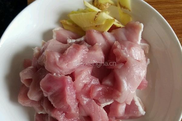 菠萝咕咾肉的做法图解2