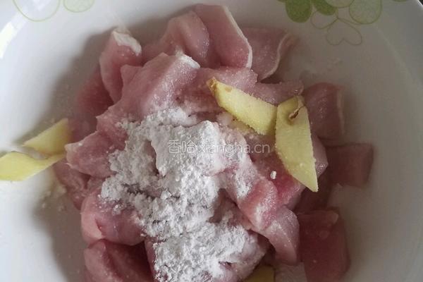 菠萝咕咾肉的做法图解3