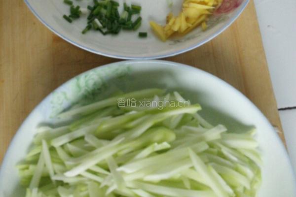 清炒佛手瓜的做法图解2