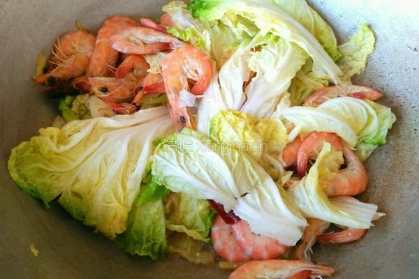 白菜炒虾的做法图解6