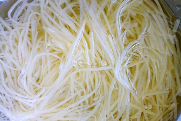 呛拌香菜土豆丝的做法图解6