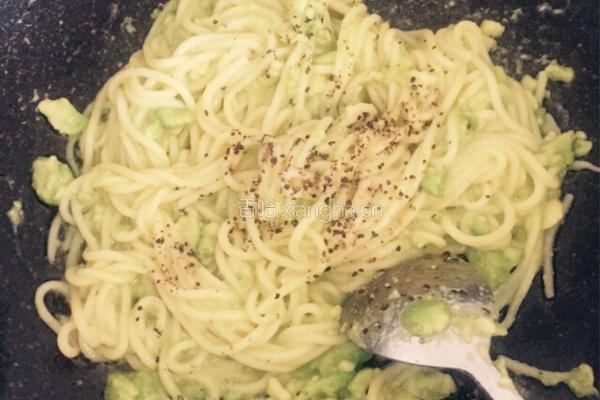 牛油果玉米面条的做法图解4