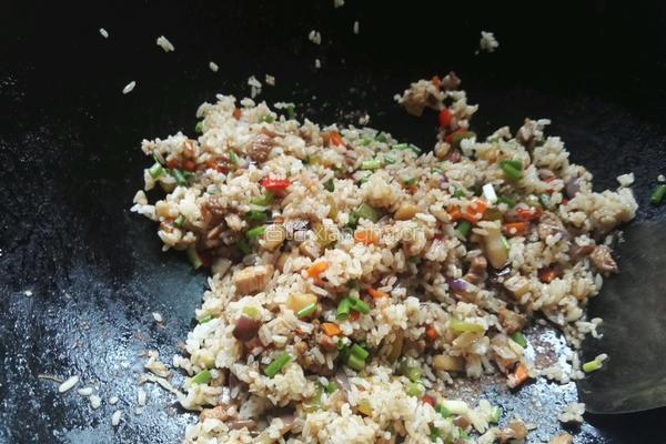 茄子炒饭的做法图解8