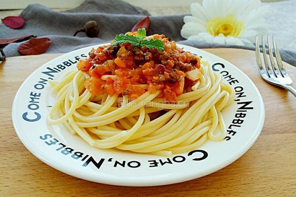 牛肉番茄沙司意大利面的做法图解9