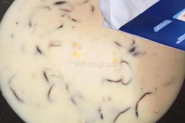 奶油蘑菇浓汤的做法图解9