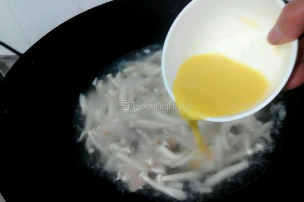 菌菇汤的做法图解6