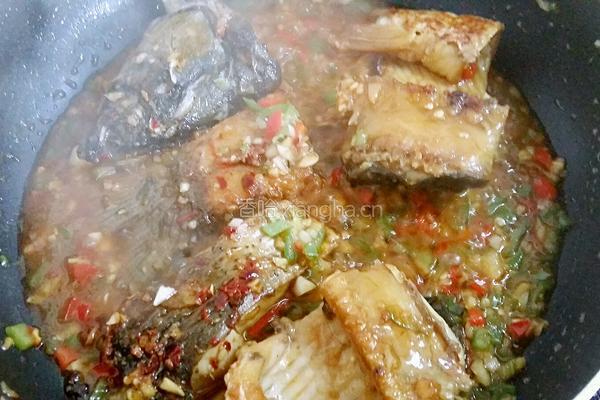 家常红烧鱼块的做法图解12