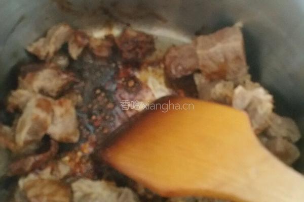 啤酒炖牛肉的做法图解3