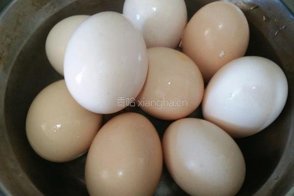 乡巴佬鸡蛋的做法图解1