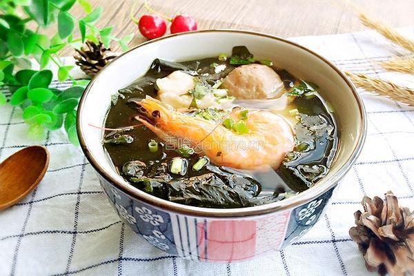 裙带菜汆丸子汤的做法图解8