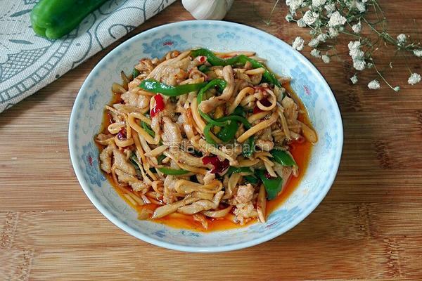 杏鲍菇炒肉丝的做法图解13
